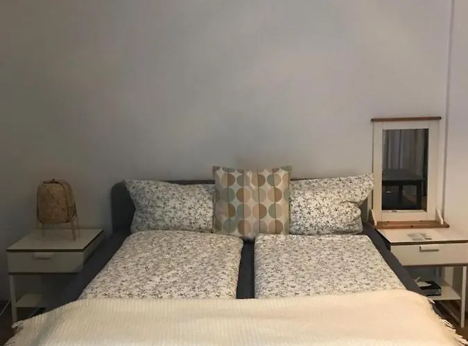 Dom Aparts Apartamento *