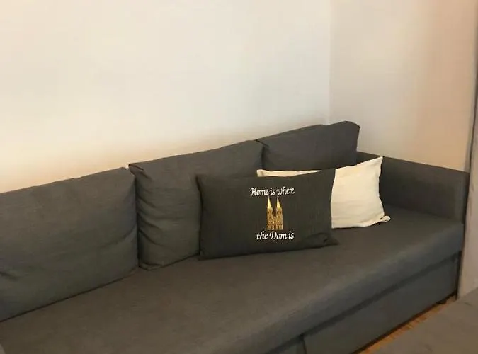 Dom Aparts Apartman *